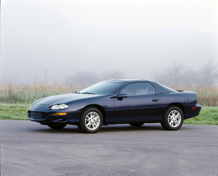  Chevrolet Camaro 1998 года  (фото 61 из 75)